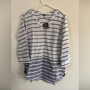 NWT Eddie Bauer WOMENS M wrinkle resistant Beach Light Linen  COTTON Top Gray Wh